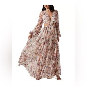 ASTR THE LABEL
Women's Revery Pleated Maxi Dress